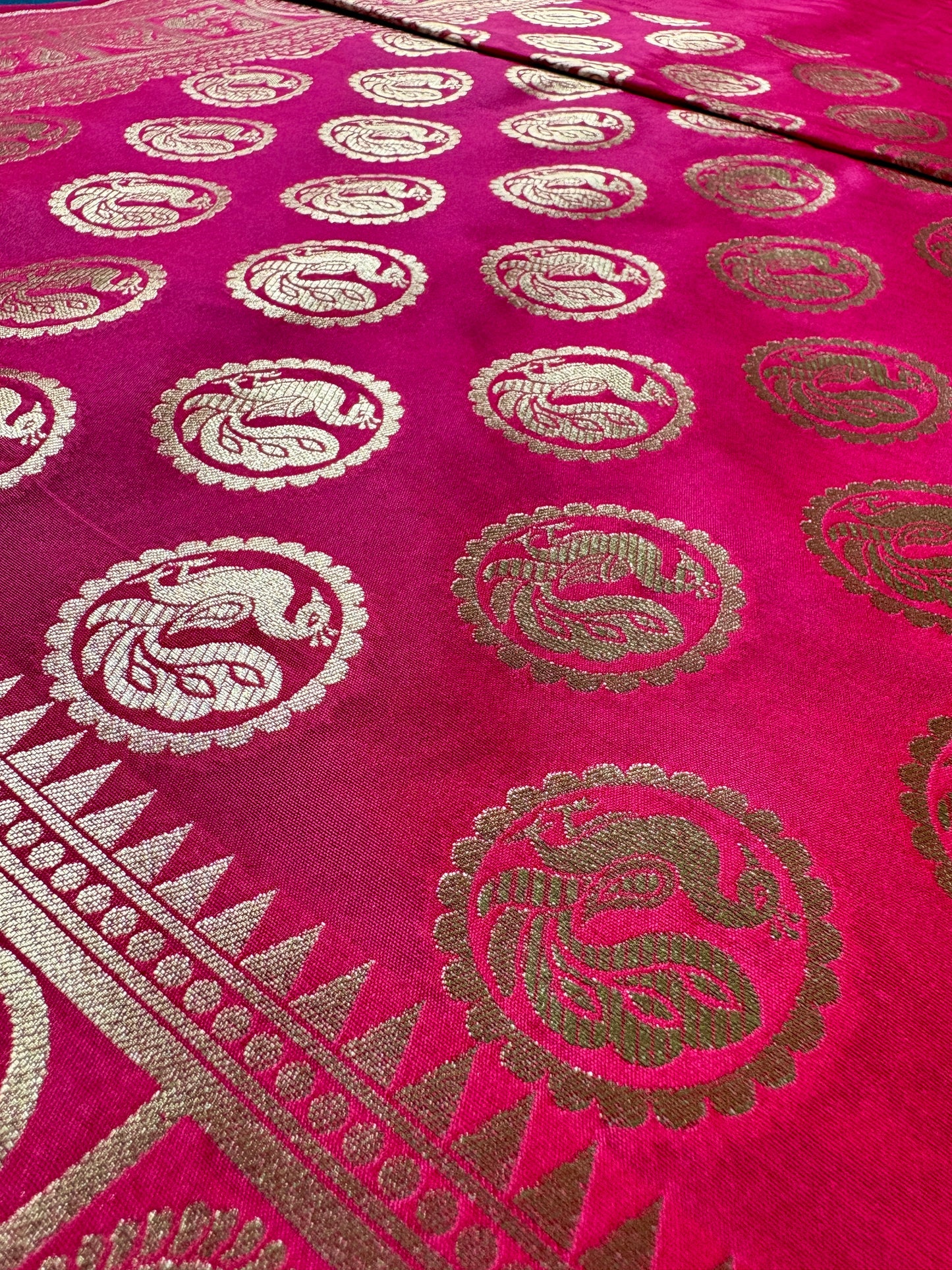 Silk Banarasi Traditional Meenakari Saree